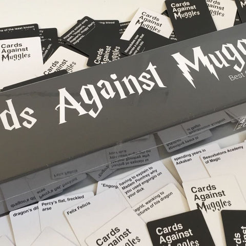 NEW 2018 CARDS AGAINST MUGGLES - Wolrdiscounts